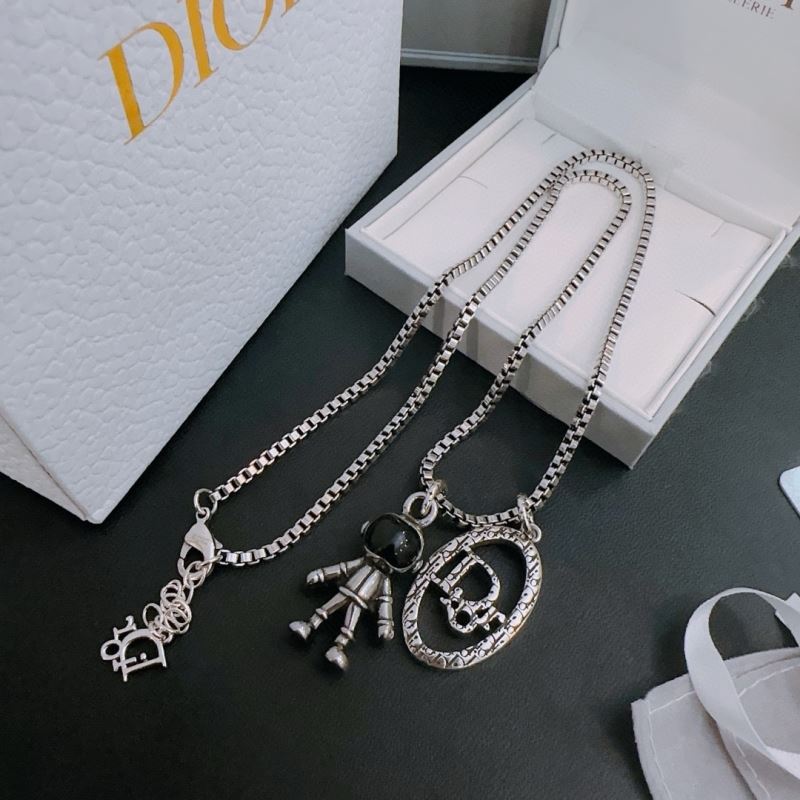 chr1st1an D10r necklaces